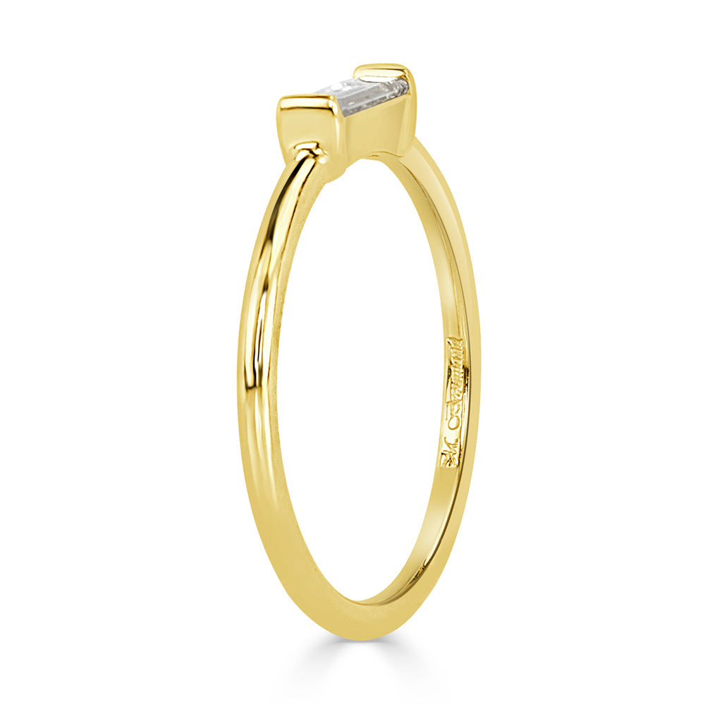 0.25ct Baguette Cut Lab Lab Diamond Ring in 14k Yellow Gold