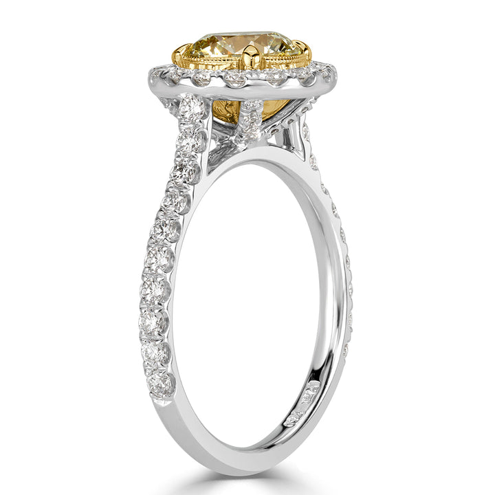 1.92ct Fancy Light Yellow Round Brilliant Cut Lab Diamond Engagement Ring