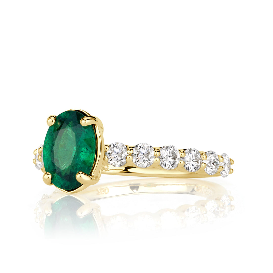 1.75ct Oval Cut Green Emerald Engagement Ring