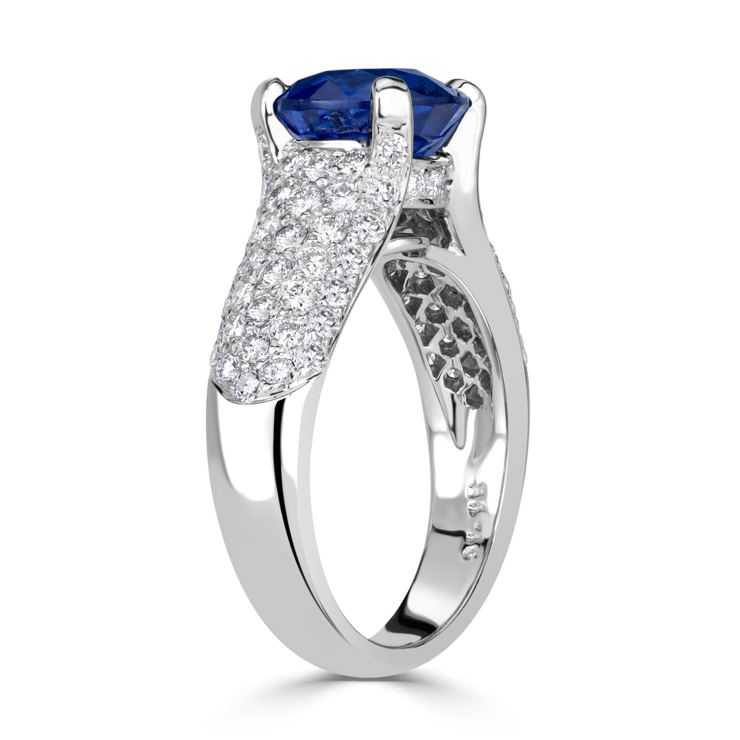 4.22ct Round Brilliant Cut Blue Sapphire Engagement Ring