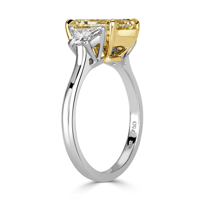 2.84ct Fancy Light Yellow Radiant Cut Lab Diamond Engagement Ring